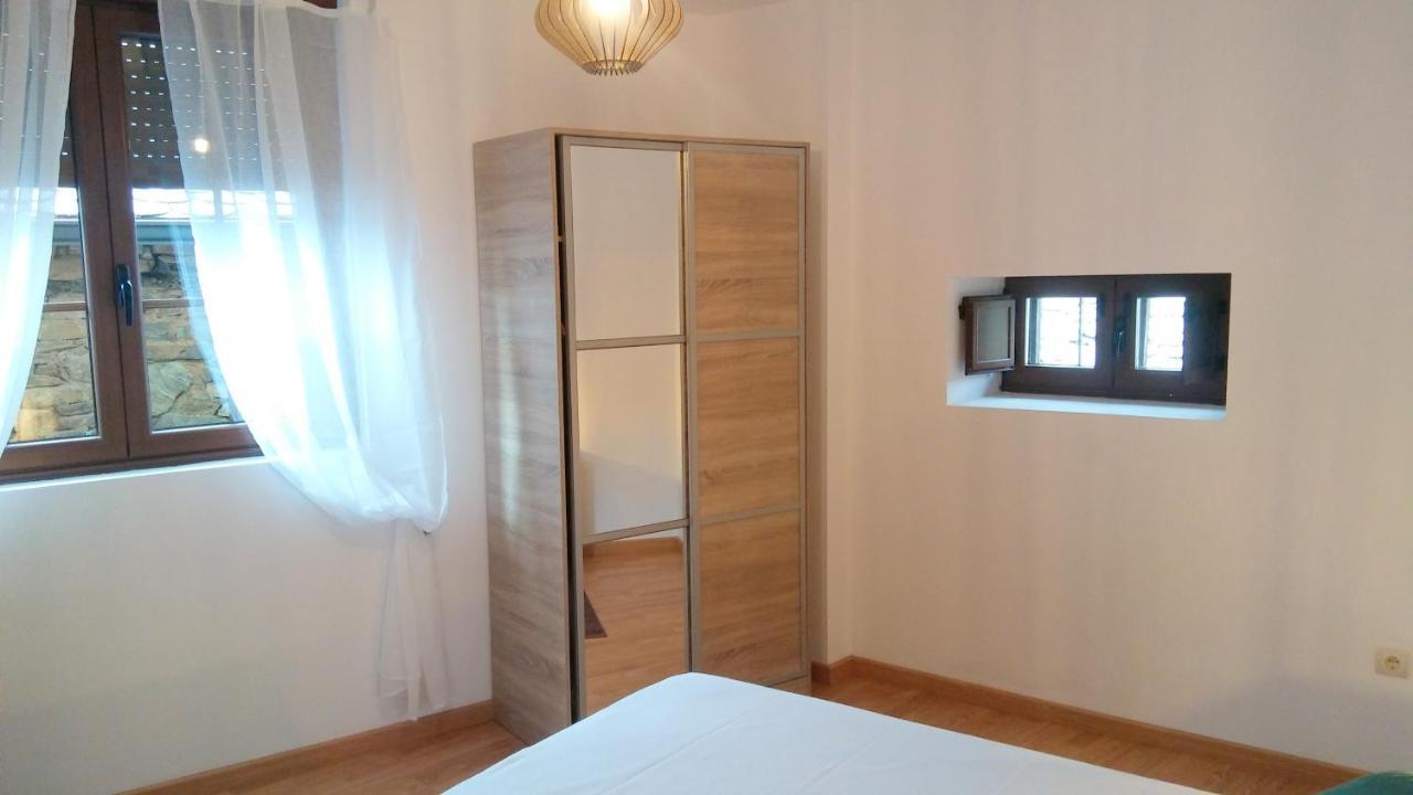 Vila Casa El Tejo San Cristobal de Valdueza Exteriér fotografie